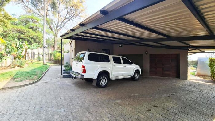 Spacious 4-bedroom house in West Acres with pool, garden, and study. For Sale.