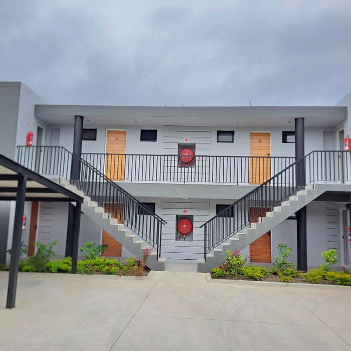 For Sale: Apartment in George Central with gym access, private braai area, parking.