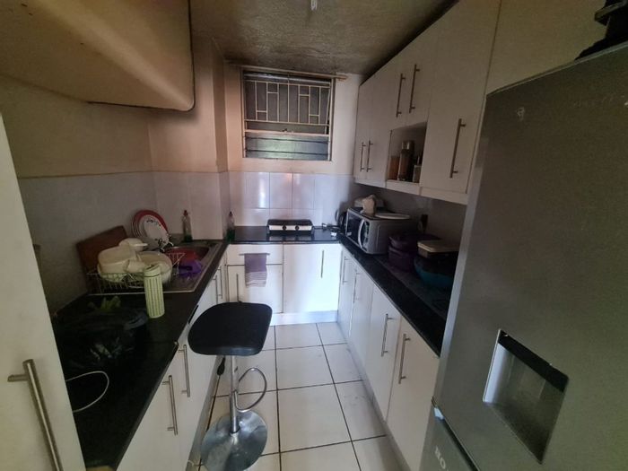 2-Bedroom Apartment For Sale in Pretoria West, ideal for student investment.