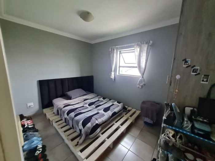 For Sale: 2-bedroom apartment in Noordwyk with open-plan living and parking options.