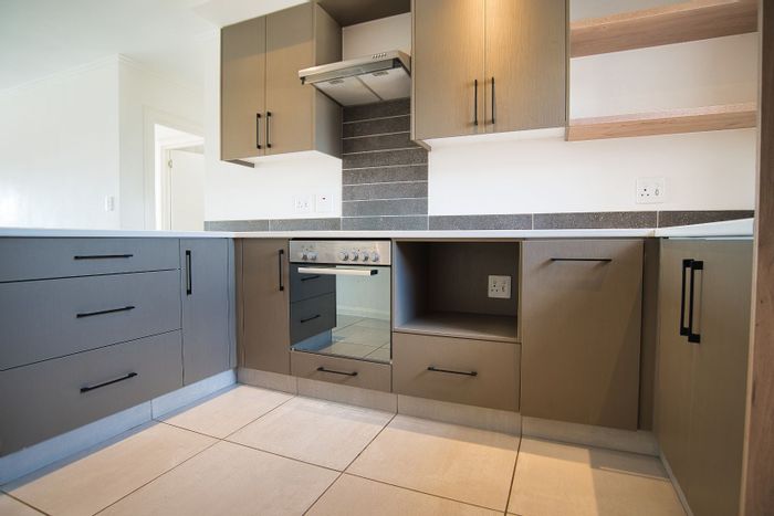 For Sale: Apartment in Mooikloof Country Estate with 2 beds, 2 baths, parking.