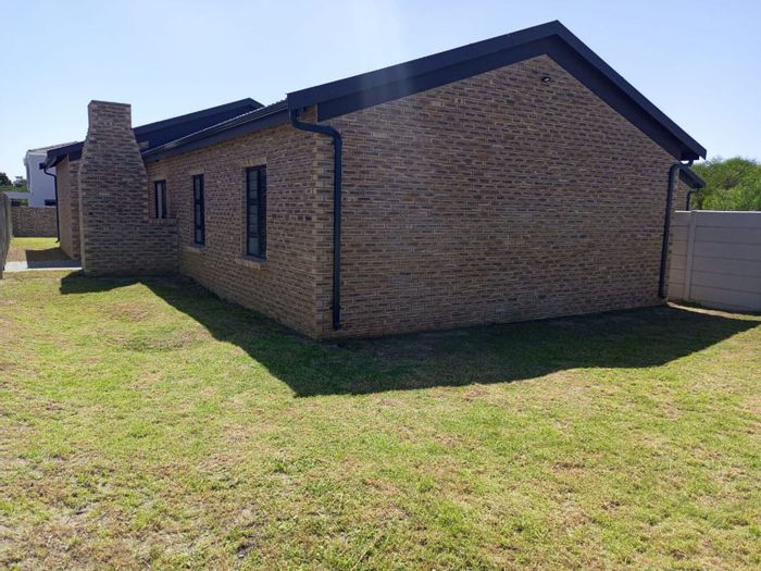 For Sale: Two freestanding homes in Fairview, featuring 3 bedrooms, double garage.