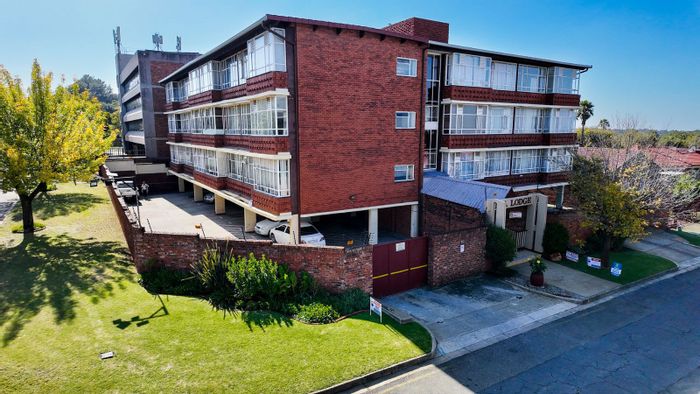 For Sale: 2-bedroom apartment in Marlands with open plan living and parking.