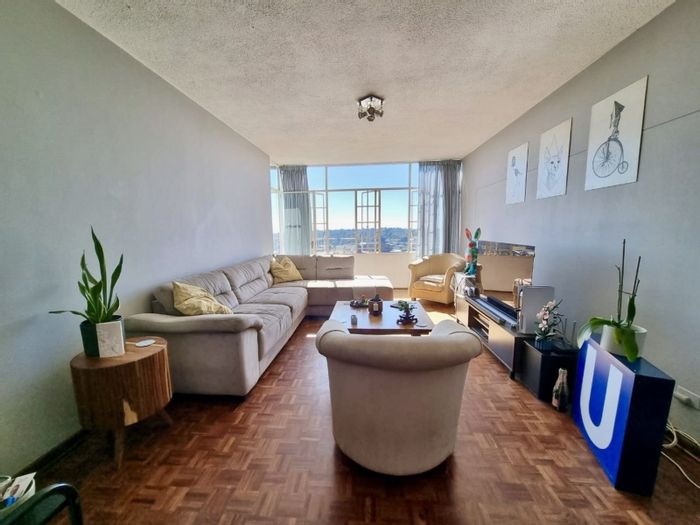 For Sale: Apartment in Ferndale with parking, versatile room, and secure complex.