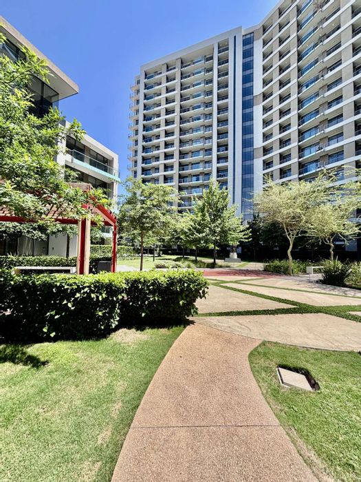 For Sale: Apartment in Menlyn, fully furnished, Airbnb-ready, 24-hour security.