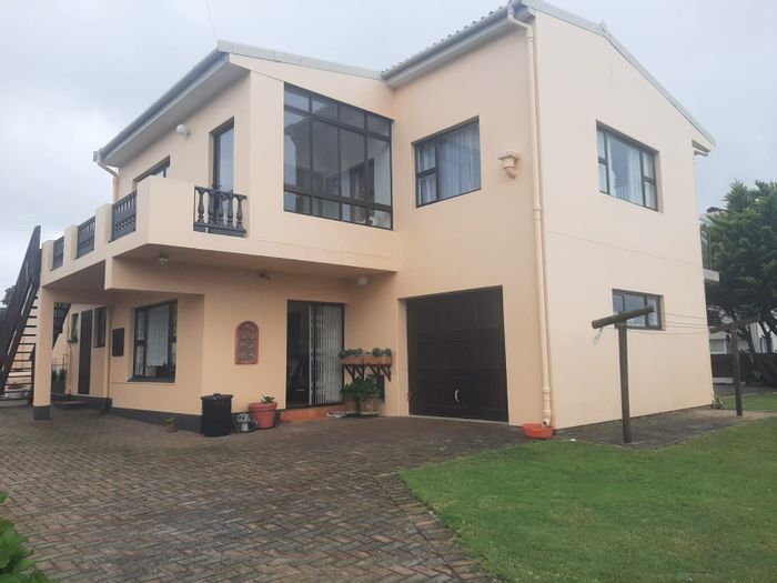 For Sale: 5 Bed, 5 Bath House in Reebok with Ocean Views and Ample Parking.