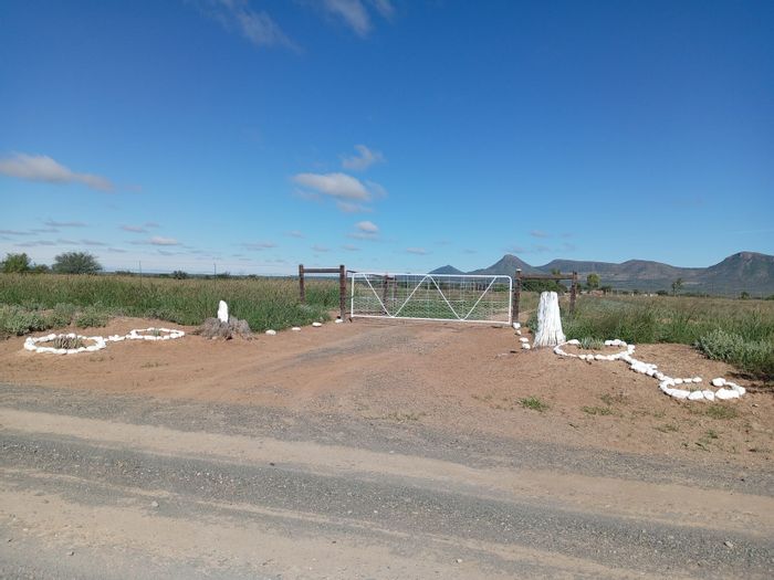 Kendrew Farm For Sale: 22-hectare smallholding with borehole and irrigation potential.