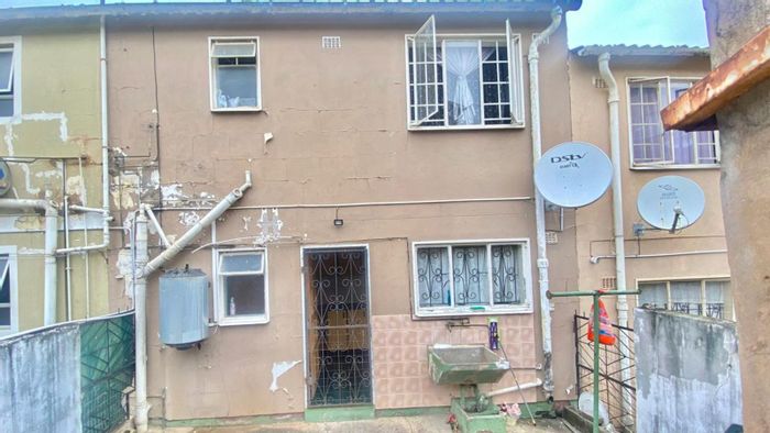 Rydalvale House For Sale: 3 Bedrooms, spacious backyard, close to amenities.