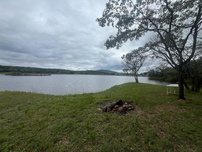 For Sale: 606-Hectare Farm in Mookgopong Rural with Water, Wildlife, and Guest Accommodations.