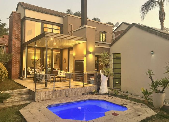 North Riding House For Sale: 3 beds, pool, security, near amenities.