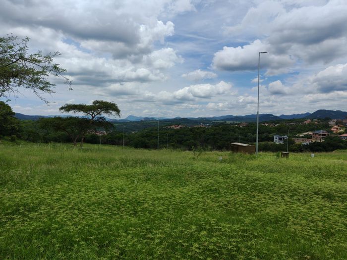 For Sale: 364m² Vacant Land in Kamagugu, close to amenities and university.