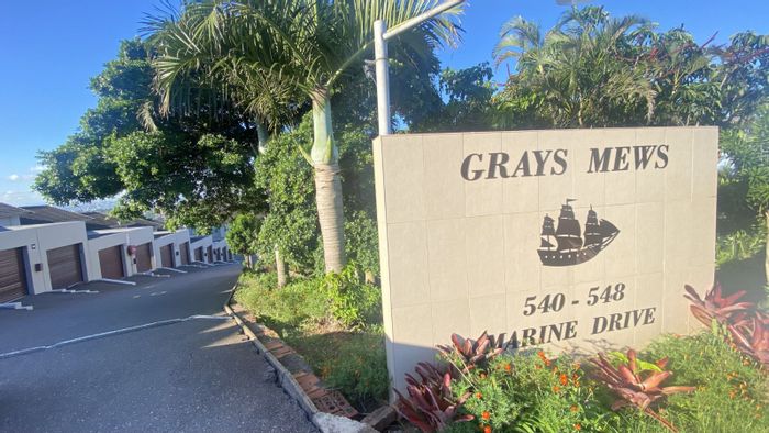 2-Bedroom Townhouse for Sale in Bluff: Sea Views, Private Yard, Secure Complex.