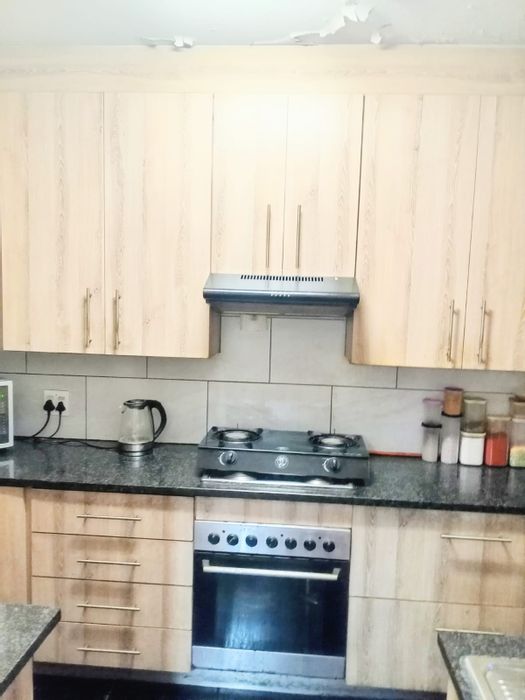 For Sale: Townhouse in Windsor East with private garden, garage, and close amenities.