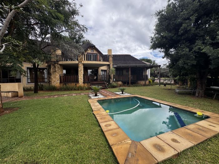 6-Bedroom House for Sale in Koro Creek Golf Estate with guest suites and solar energy.