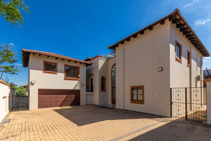 Bryanston House For Sale: 5 beds, pool, guest cottage, secure estate living.