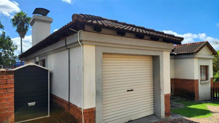 3-Bedroom Townhouse For Sale in Nelspruit Ext 2 with garden and garage.