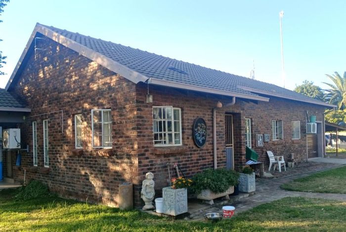 3-Bedroom House For Sale in Annadale with spacious yard and convenient amenities.