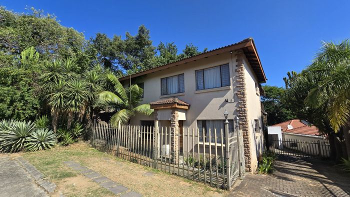 For Sale: House in West Acres Ext 13 with pool, lapa, and double garage.