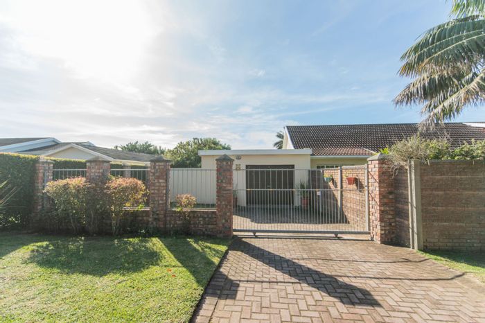 For Sale: Spacious 4-bedroom house in Miramar with dual access, garage, and braai area.