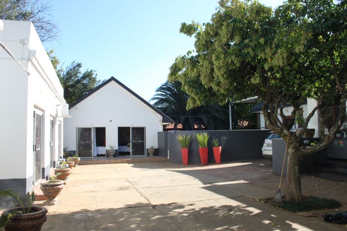 Guest House For Sale in Irene Park: 18 bedrooms, solar power, and extra accommodation.