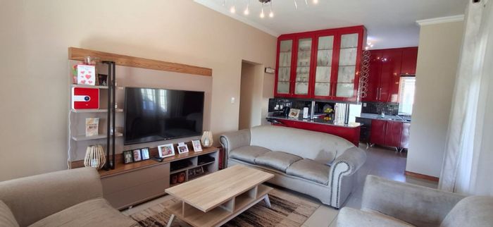 For Sale: House in Equestria with 3 beds, braai patio, pet-friendly garden.