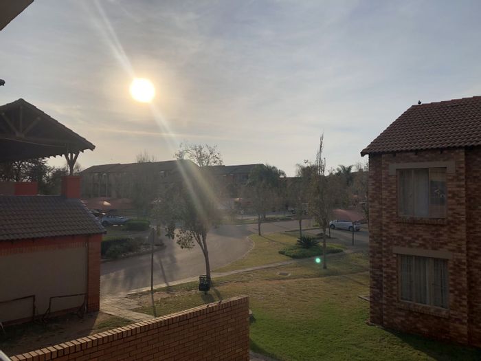 For Sale: Apartment in Karenpark with pool, tennis court, and secure parking.