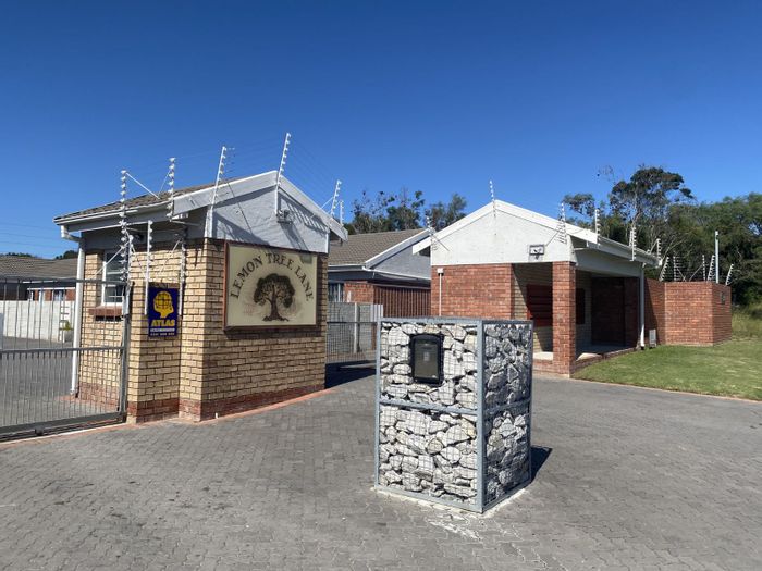 For Sale: Apartment in Lorraine with 2 bedrooms, balcony, secure parking, and convenience.