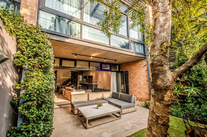 Alphen Park Townhouse For Sale: Spacious duplex with garden, security, and modern amenities.