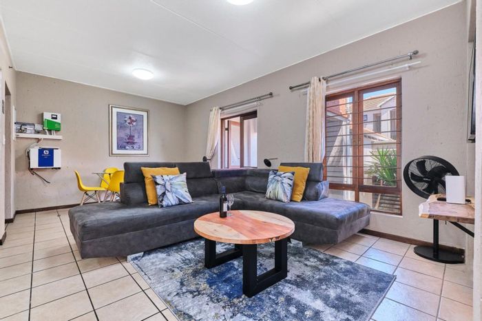 2-Bedroom Apartment To Rent in Broadacres with Clubhouse and Airbnb Potential.
