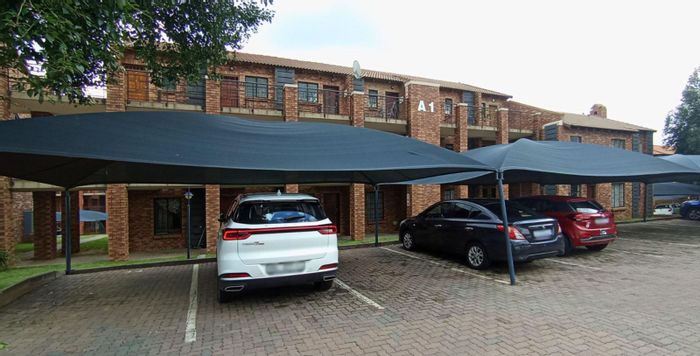 Sagewood Apartment For Sale: 1 Bed, 24/7 Security, Easy N14/N1 Access.