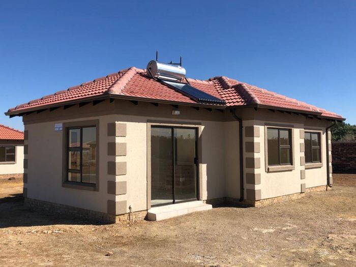 Affordable 2-bedroom house in Boksburg South, For Sale with essential amenities.