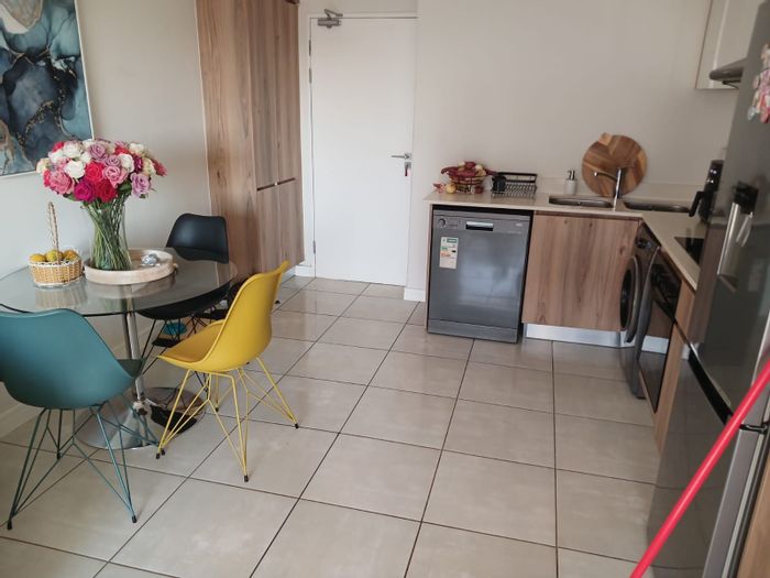 For Sale: 2-Bedroom Apartment in Blyde Riverwalk Estate with lagoon, gym, and security.
