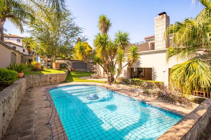 For Sale: Spacious 4-Bed House in Craigavon with Cottage, Study, and Pool.