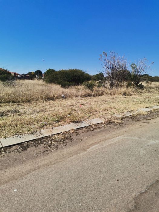 Bendor For Sale: 1721m² vacant land, rezoning for residential units in progress.