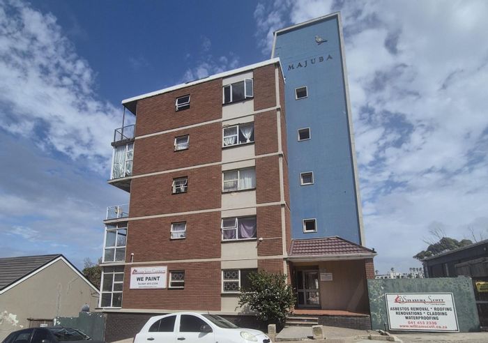 For Sale: Apartment in Port Elizabeth Central with private patio and secure parking.