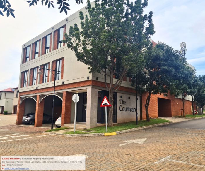 For Sale: Office in Heritage Hill, fully tenanted with stable income and parking.
