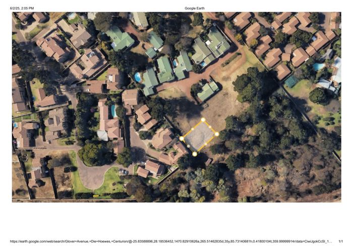 Vacant land for sale in Die Hoewes, secure estate, ideal location.