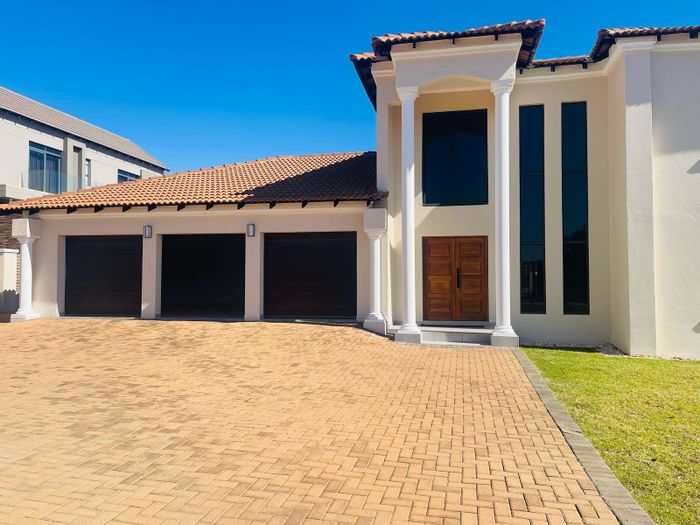 Celtic Lodge Eco Estate House For Sale: 5 beds, flatlet, pizza oven, security.