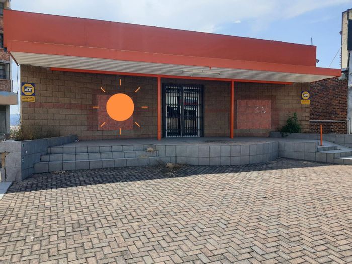 Industrial Warehouse For Sale in Sonheuwel: Versatile space with office, kitchen, parking.