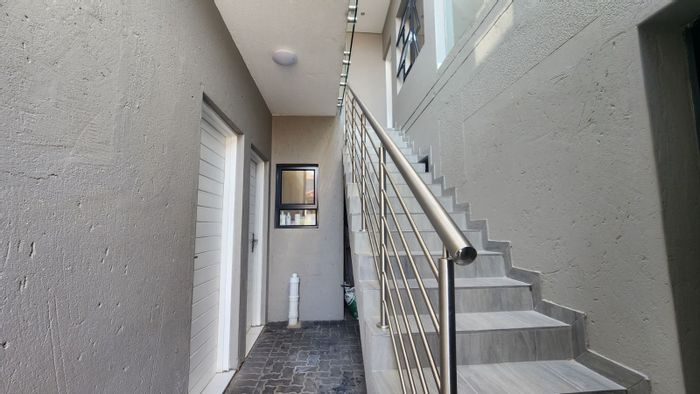 For Sale: House in Riverside View with 10 bedrooms, 10 bathrooms, rental income potential.