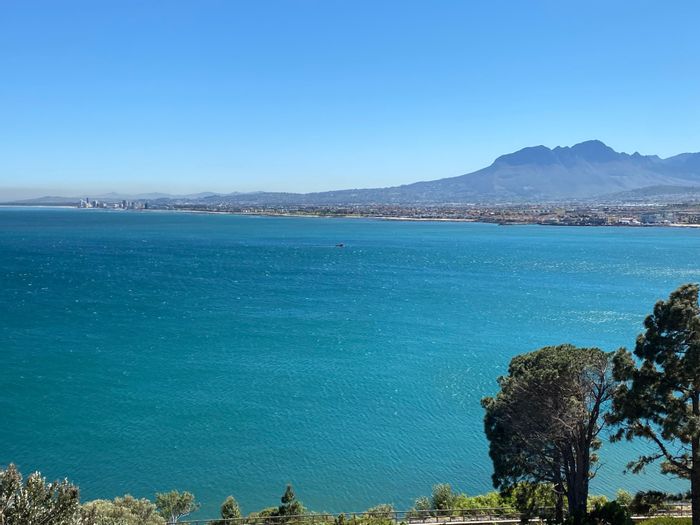 Vacant Land Residential For Sale in Mountainside: 938m² with ocean views and borehole.