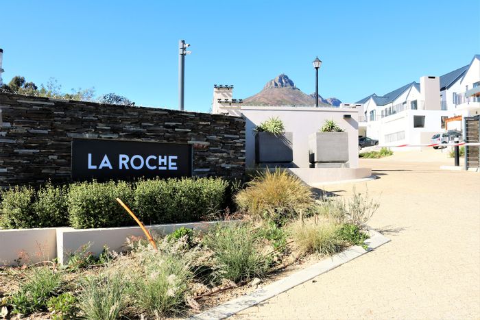 Elevated vacant land in La Roche for sale, near greenbelt and trails.