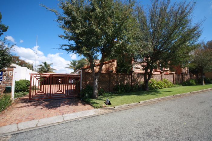 Property #ENT0221040, Cluster for sale in Edendale