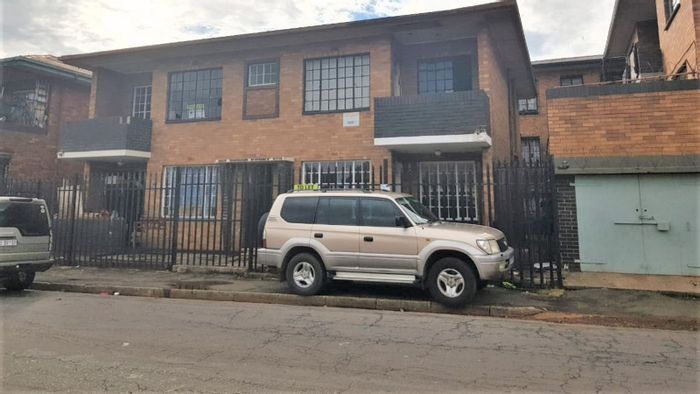 For Sale: 2-Bedroom Apartment in Jeppestown with easy access to amenities.