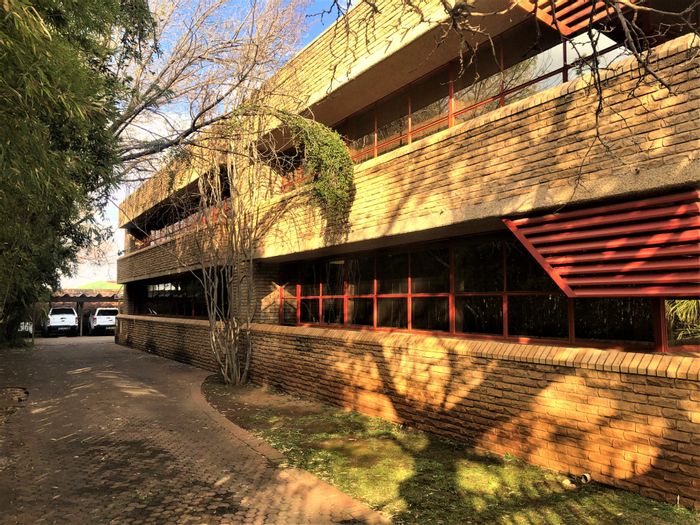 For Sale: Office in Potchefstroom Central with security, parking, and high visibility.