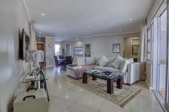 Property #ENT0232781, Apartment for sale in Hyde Park