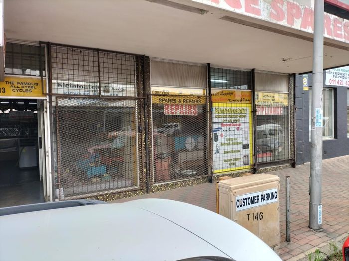 Property #ENT0236230, Retail for sale in Benoni Central