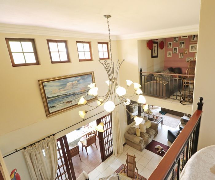 Eldo Village Estate House For Sale: 4 beds, clubhouse, greenbelt access, ample parking.