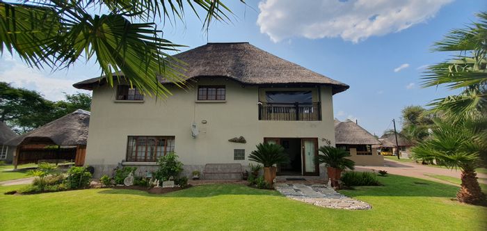 4-Bedroom House in Constantia Resort with Amenities and Free Roaming Game! For Sale!