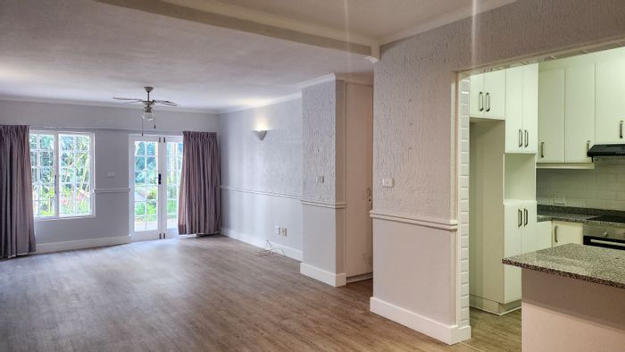 To Rent: 3-Bedroom Apartment at Willard Beach with communal pools and garage.